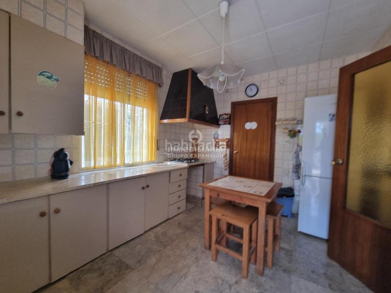 Foto 879e64fe-8ffa-4ee8-9230-7d098a0238f9. Xalet amb aparcament piscina a Novelda