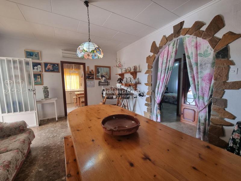 Foto afe75476-54d4-46ad-874e-02ead1ac6174. Xalet amb aparcament piscina a Novelda