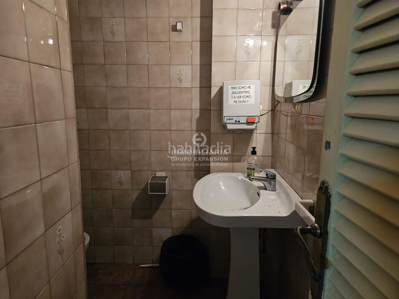 Foto 25f98bcf-4740-4ed1-8bdc-a7db4dc6bab9. Local comercial a Petrer