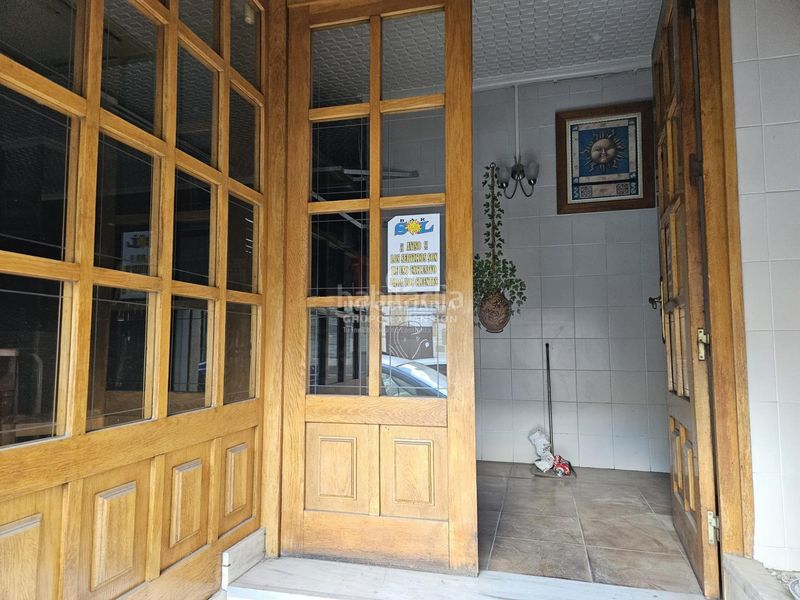 Foto 4dd68b6a-c4af-415d-a98a-eef3f702b7e2. Local comercial a Petrer