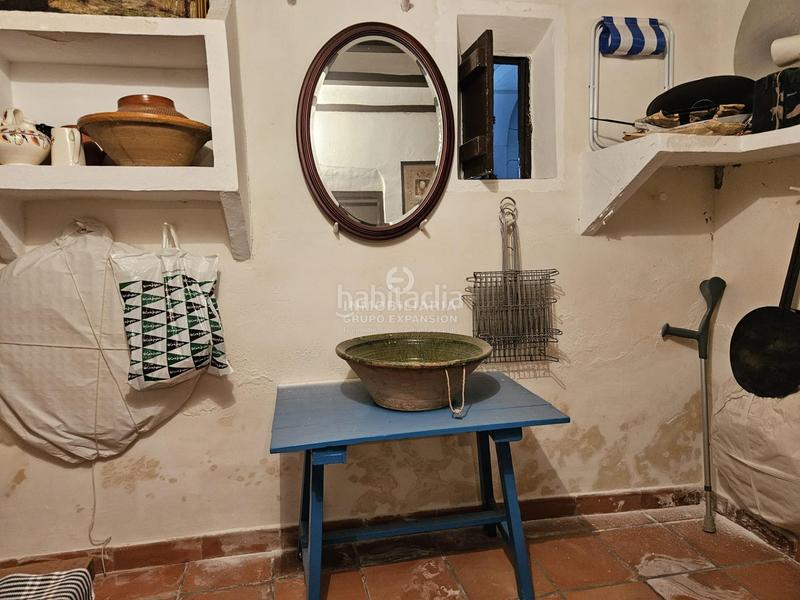 Foto 717f2dd7-a1ee-41f6-be16-72807c024561. Chalet espectacular chalet tipo caserío muy bien situado con 100.000 metros de terreno en Villena