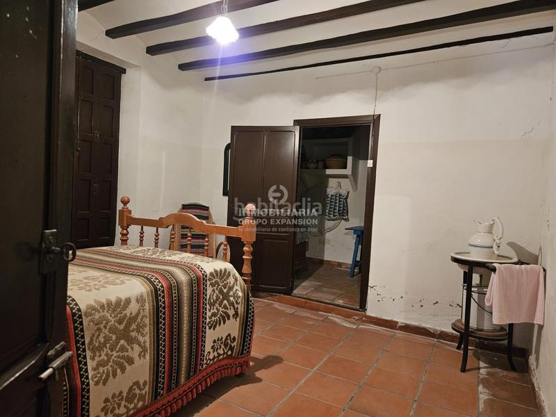 Foto 98880290-f953-4332-9ff2-209429bba135. Chalet espectacular chalet tipo caserío muy bien situado con 100.000 metros de terreno en Villena