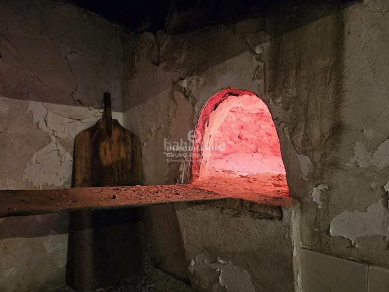 Foto c64047e6-ea0b-480f-a8e5-0aeb64ffd04f. Chalet espectacular chalet tipo caserío muy bien situado con 100.000 metros de terreno en Villena