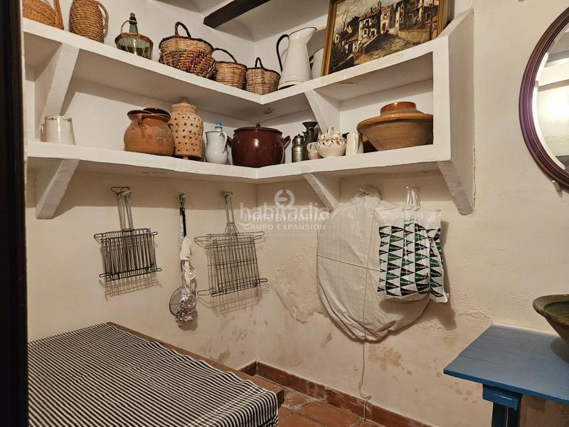 Foto c7a672a4-6fa1-45f5-9c34-e88f570940da. Chalet espectacular chalet tipo caserío muy bien situado con 100.000 metros de terreno en Villena