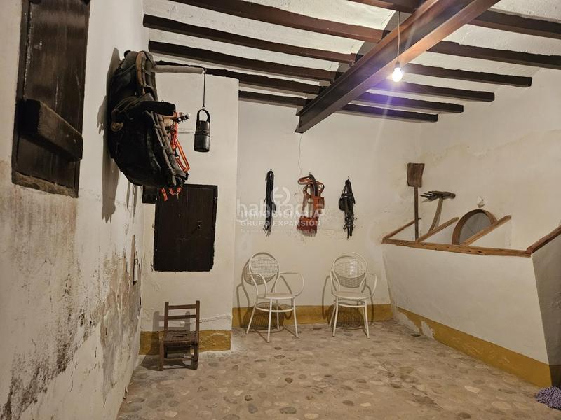 Foto cdffbb96-f959-48f8-8440-fe4312bcca57. Chalet espectacular chalet tipo caserío muy bien situado con 100.000 metros de terreno en Villena