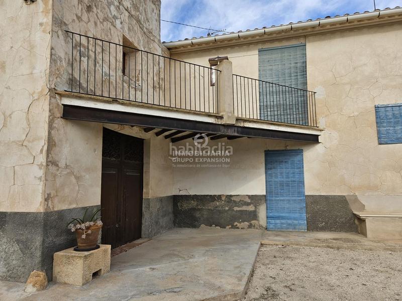 Foto d49a6330-de6e-4483-83d8-09f5c5e21954. Chalet espectacular chalet tipo caserío muy bien situado con 100.000 metros de terreno en Villena