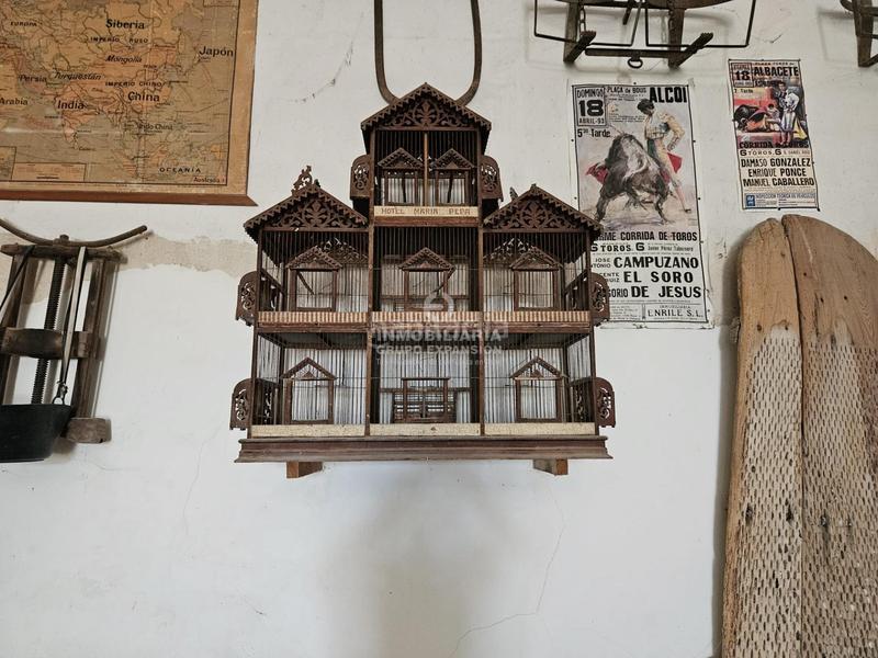 Foto de668c0a-6895-45f7-9b86-87c738ba03b2. Chalet espectacular chalet tipo caserío muy bien situado con 100.000 metros de terreno en Villena