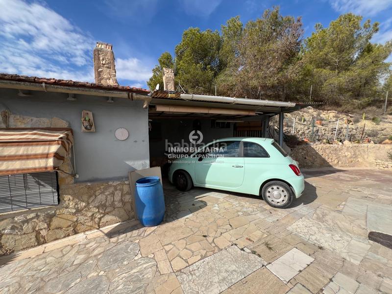 Foto d16cf959-a9b4-43b9-ab04-9bdacf59652d. Xalet amb piscina a El Castillo Aspe