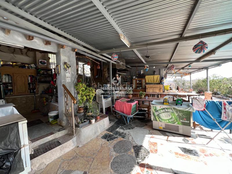 Foto e85f6091-0d9e-41f8-9b77-be570453ae11. Xalet amb piscina a El Castillo Aspe