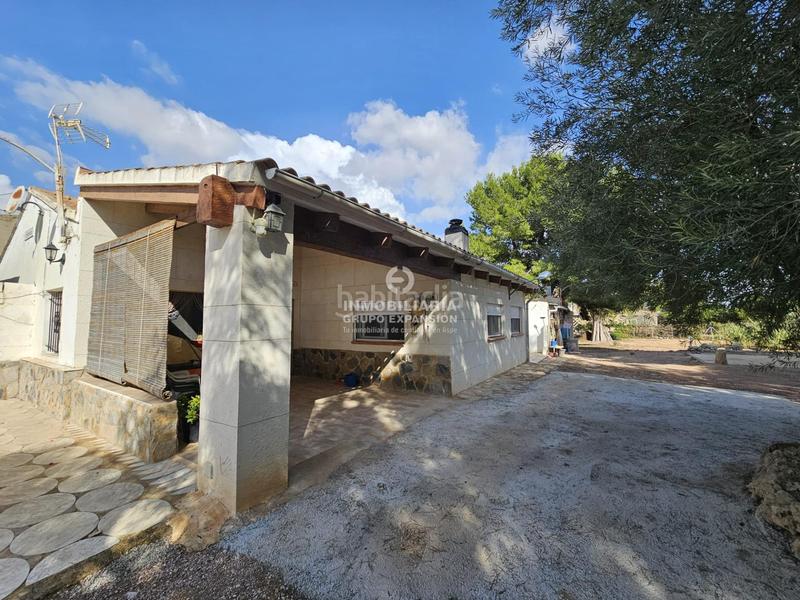 Foto 23755f83-9cd8-4a50-84c2-58a6e9a7c9b2. Chalet in El Castillo Aspe