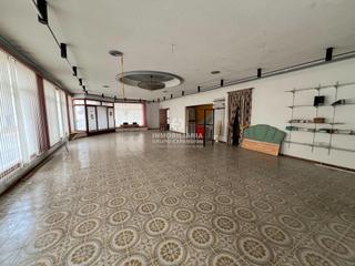 Local Comercial a El Castillo. Edificio en aspe tipo local ideal para hacer unas 5 o 6 vivienda