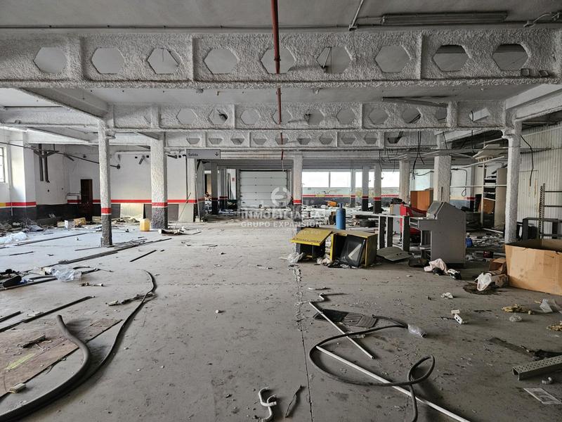 Foto 622569aa-8556-44ac-bc87-1d26228158fd. Capannone industriale in Plaza Castelar - Mercado Central Elda