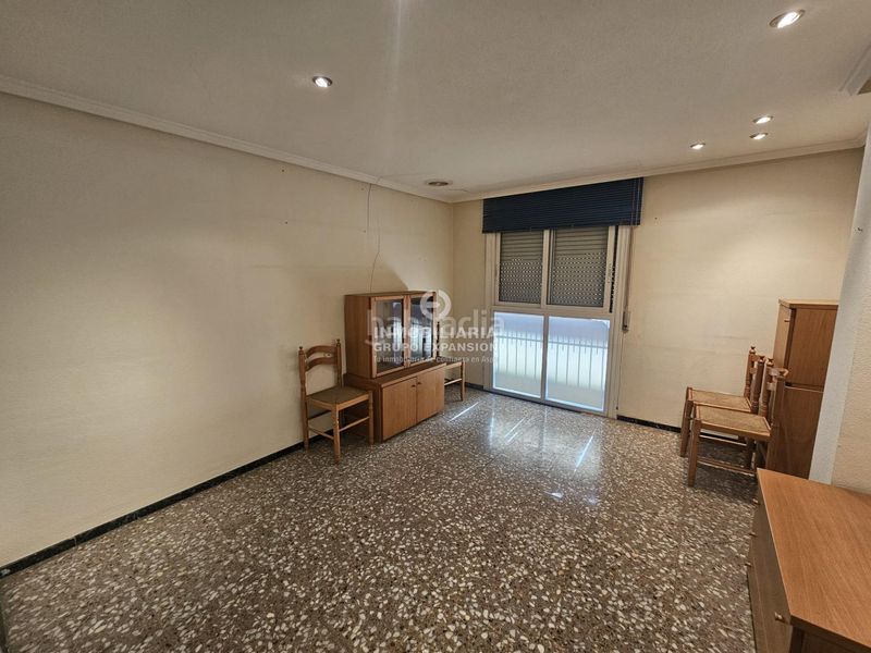 Foto f0f5a6f5-c8e7-414d-83fd-b44ed8e4811d. Pis a Centro Elche / Elx