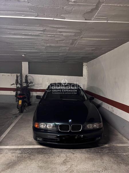 Foto ddb24b29-5c99-4cac-9063-c0f62b41f712. Parking voiture dans El Castillo Aspe