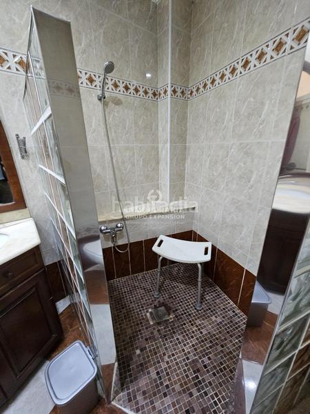 Foto b687e8e7-448f-4cae-bb5d-77d9253c14d9. Casa amb aparcament a El Castillo Aspe