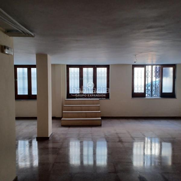 Foto 1173dfb6-2e64-4f36-9220-ffc65480eee4. Locale commerciale in Plaza Castelar - Mercado Central Elda