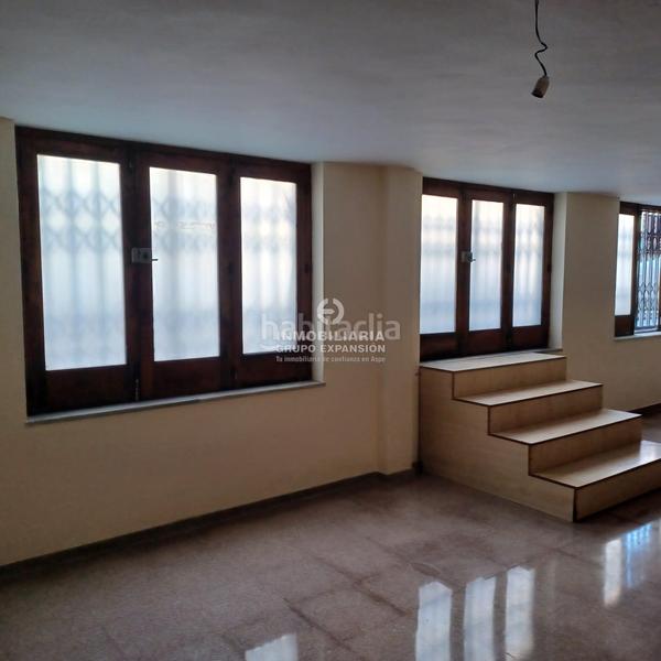 Foto af9e4927-601d-4ec6-be04-5c14d330acd3. Locale commerciale in Plaza Castelar - Mercado Central Elda