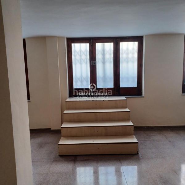 Foto fb658b10-9c5a-45fa-9975-26fc29adc74f. Locale commerciale in Plaza Castelar - Mercado Central Elda