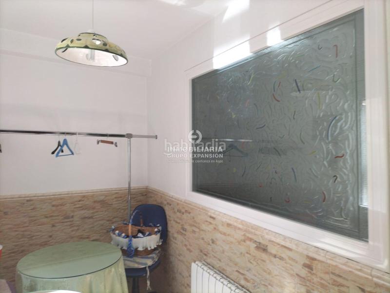 Foto 3a43a8fc-a4f2-414e-a6a4-c80b09e5cdee. Dúplex espectacular piso duplex muy bien situado en Villena