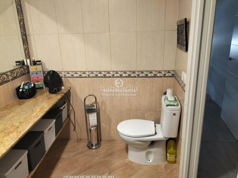 Foto 44cb1a22-e739-4cca-b29a-bc42b8f195d5. Dúplex espectacular piso duplex muy bien situado en Villena