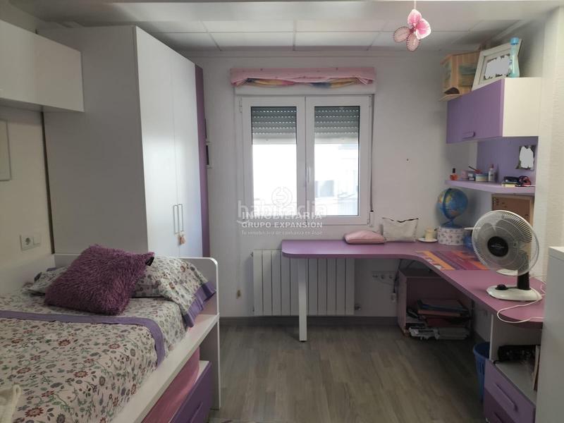 Foto 690bff8e-8efe-4af7-8a2a-8deda52b8d13. Dúplex espectacular piso duplex muy bien situado en Villena