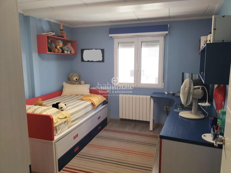 Foto 9aad8044-88d9-4f68-aff8-7bee1ae372c1. Dúplex espectacular piso duplex muy bien situado en Villena