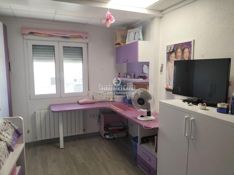 Foto 9f455a7b-dc7d-4f03-9c21-68fd7edef1ca. Dúplex espectacular piso duplex muy bien situado en Villena