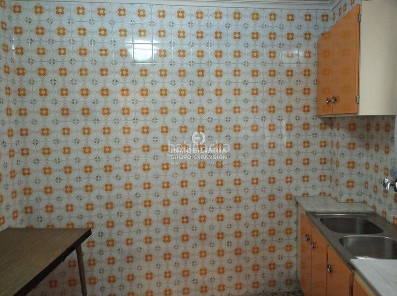 Foto 7844a2d3-39b8-4ff7-ab1e-4a81e798148b. Pis a Banyeres de Mariola
