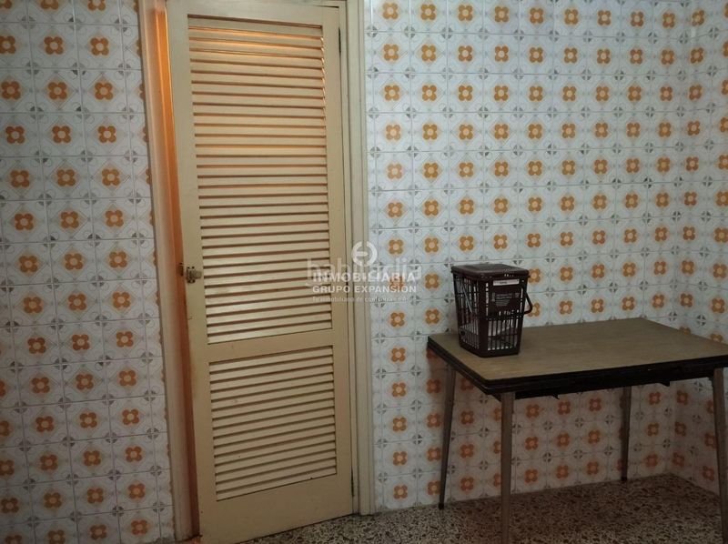 Foto ebbfa363-d2fb-43fd-83fb-271247cd694f. Pis a Banyeres de Mariola