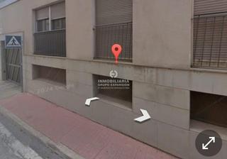 Local Comercial a El Castillo. Local en aspe muy bien situado de 550 metros muy bien situado