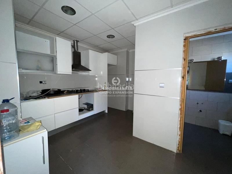 Foto f4a13032-868f-439c-9f25-cca3190a2d75. Chalet magnífico chalet con muchas posibilidades muy bien situado en Aspe