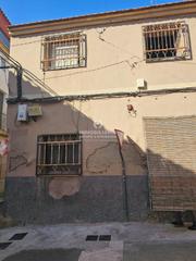 Maison à Monforte del Cid. Casa amplia en monforte del cid muy bien situada