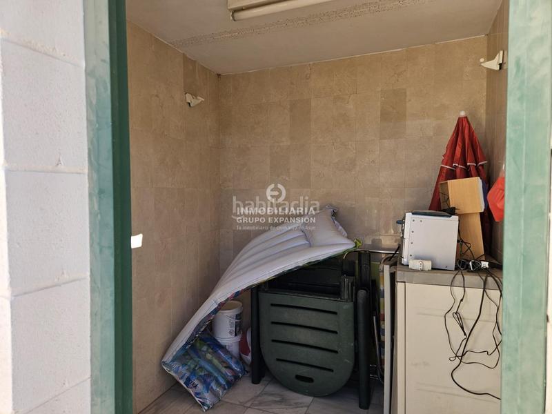Foto ca3d7594-9a8e-4eb7-8af0-01c1b6000608. Chalet espectacular chalet de 284 metros con piscina muy bien situado en Novelda
