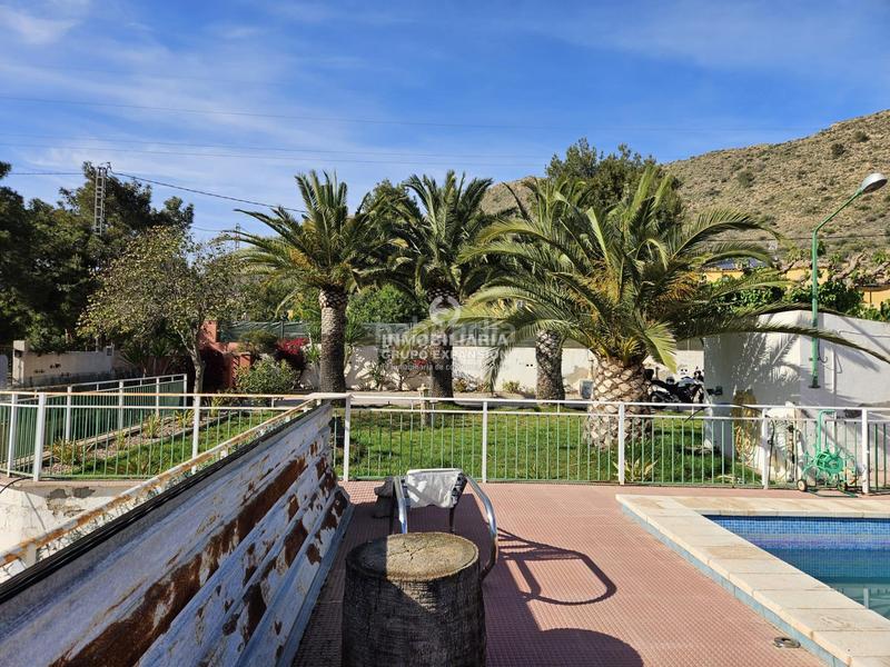 Foto 429eddea-c1dd-4688-9fbf-8aaf471deefd. Chalet avec chauffage piscine dans Novelda