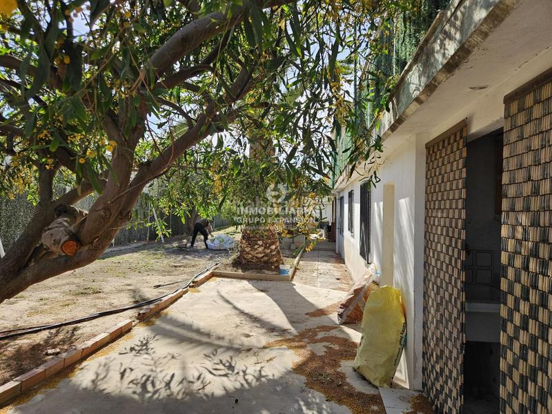 Foto 59d84f39-73bc-40d5-9b10-29e6606f8421. Chalet avec chauffage piscine dans Novelda