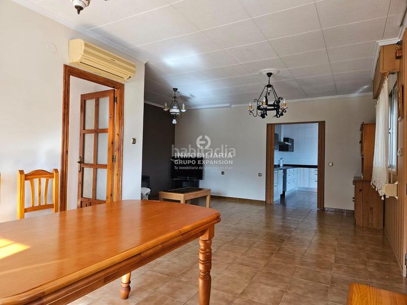 Foto 9990d179-ac0b-4517-8bf4-cb7d126b46b1. Chalet avec chauffage piscine dans Novelda