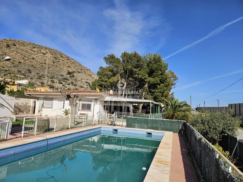 Foto de30a143-b560-4327-b310-fd5371dfa911. Chalet avec chauffage piscine dans Novelda