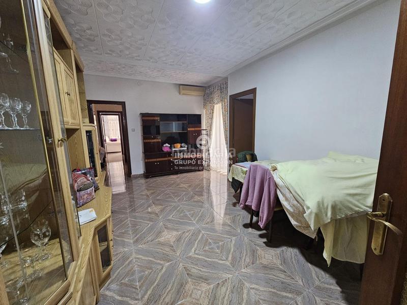 Foto b66979a5-c7b5-4347-b677-e0ea52bd9b80. House in Monforte del Cid