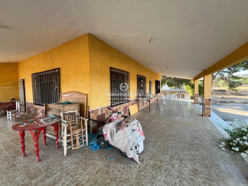 Foto 0f5232ee-ec18-4f12-85c5-ed32533ca38b. Chalet con riscaldamento in El Castillo Aspe