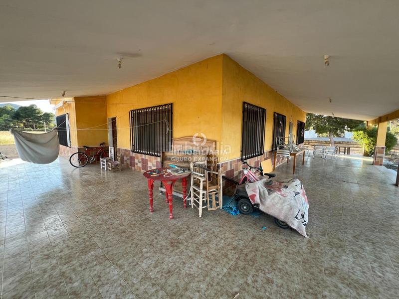 Foto 43cb90f8-24d5-4f71-ad17-558e727e79a1. Chalet con riscaldamento in El Castillo Aspe