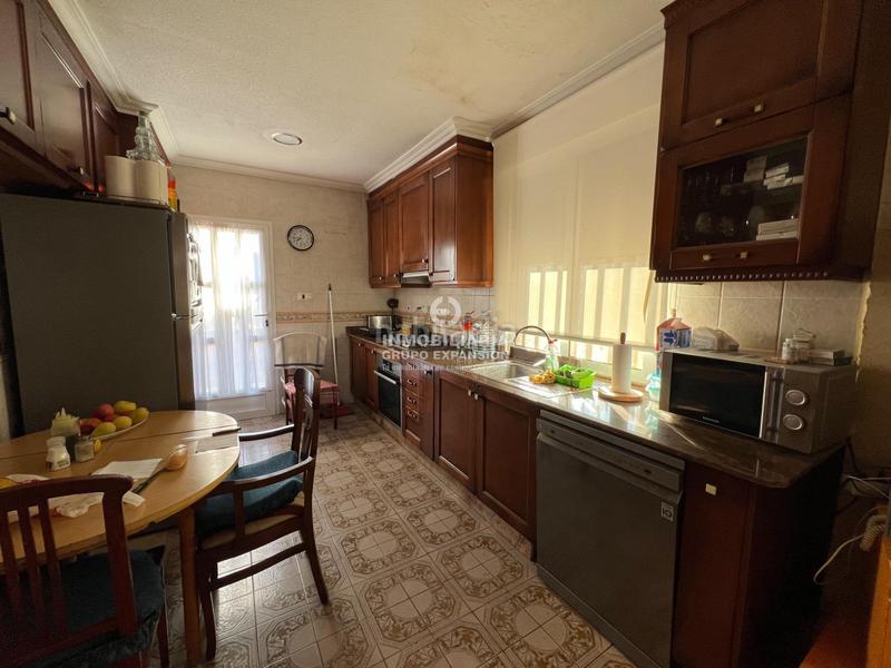 Foto 4dfbb11c-98bd-4e57-907b-23b28c09b8f3. Chalet con riscaldamento in El Castillo Aspe