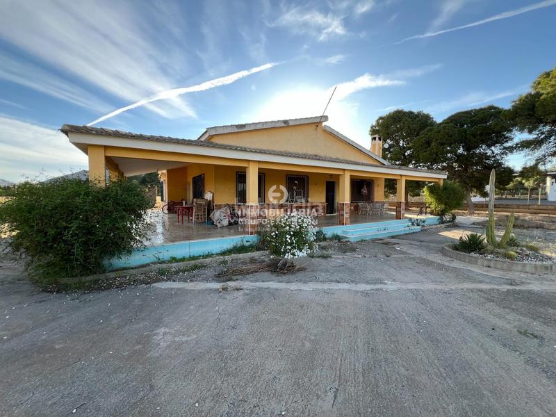 Foto a2cd7a70-f5f0-40d8-bbc9-8b70a1c32a10. Chalet con riscaldamento in El Castillo Aspe