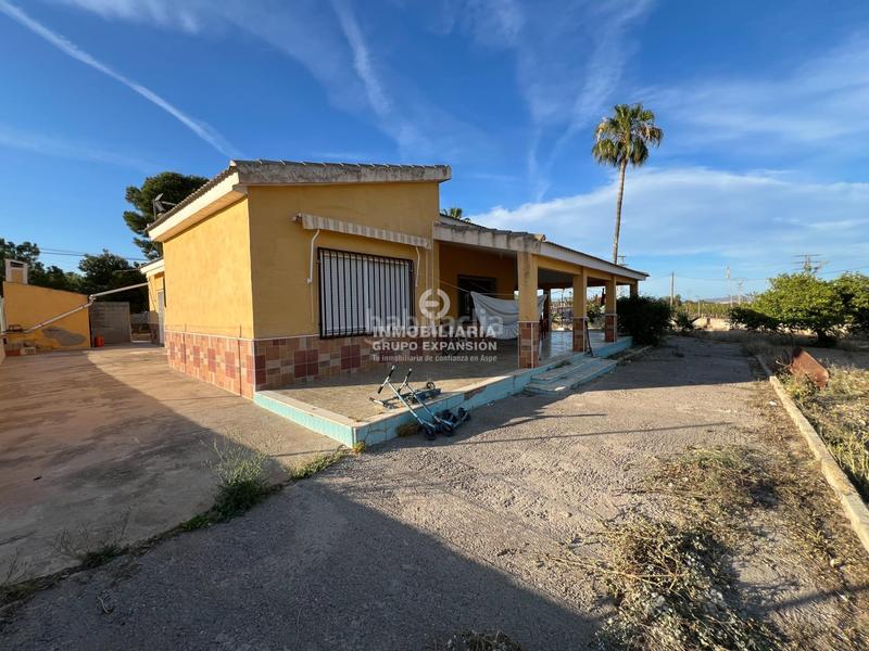 Foto cf9b0f6c-0a5a-4327-beef-9d23d611cd55. Chalet con riscaldamento in El Castillo Aspe