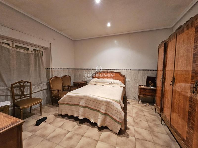 Foto 590c7ca6-e466-49bd-afa3-5cf6e7975233. Casa amb aparcament a Monforte del Cid