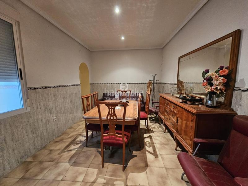 Foto 73aa9c1d-63e9-486b-9b35-64ab7c072b4c. Casa amb aparcament a Monforte del Cid