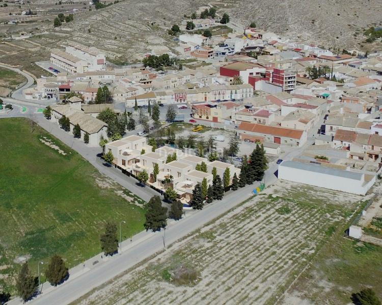 Foto 6d27c3e4-ce94-46cc-9e54-a087042ce21d. Chalet en Hondón de las Nieves
