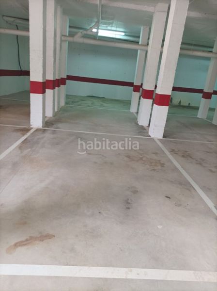 Foto aa6096de-dbc9-4df8-bd7e-6ca98623df41. Aparcament cotxe a La Zenia Orihuela