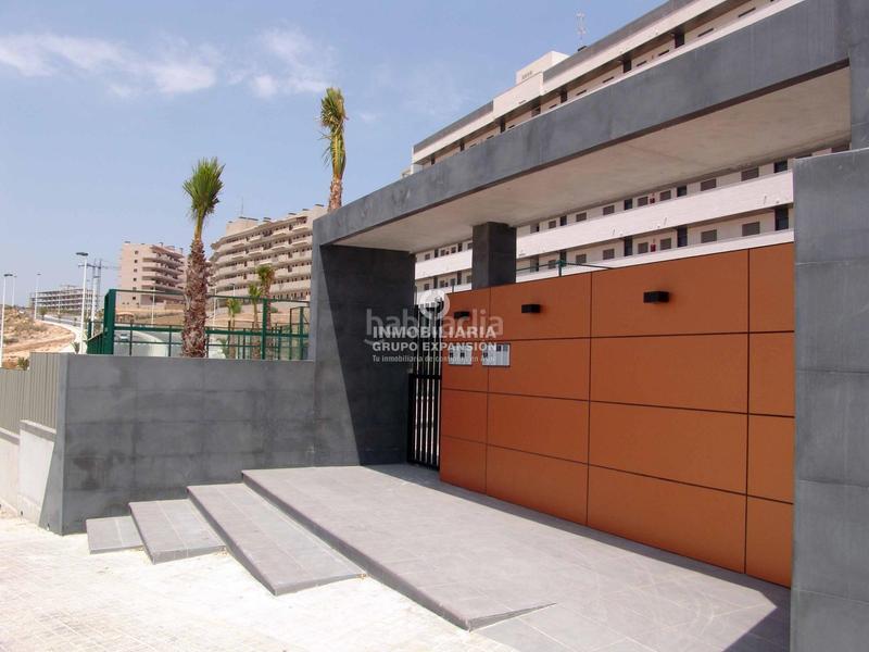 Foto aaea6181-a26e-4289-a902-7a85156fe0f6. Appartamento con parcheggio piscina in Los Arenales del Sol Elche / Elx