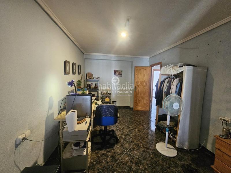 Foto ea91dc32-590d-40f3-8901-7a7f99b244b7. Pis amb aparcament a El Castillo Aspe