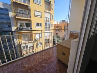 Flat in Casco Antiguo - Sta. Cruz - Ayuntamiento. Espectacular piso en alicante de 85 metros con ascensor  zona ce
